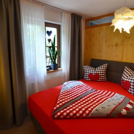 Ferienwohnung Stubaier Herzblut Нойштифт-им-Штубайталь Экстерьер фото