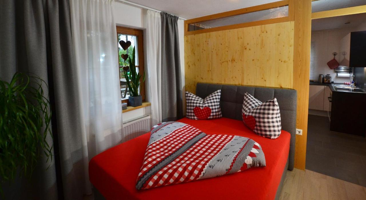Ferienwohnung Stubaier Herzblut Нойштифт-им-Штубайталь Экстерьер фото