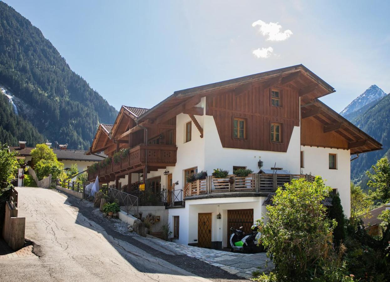 Ferienwohnung Stubaier Herzblut Нойштифт-им-Штубайталь Экстерьер фото